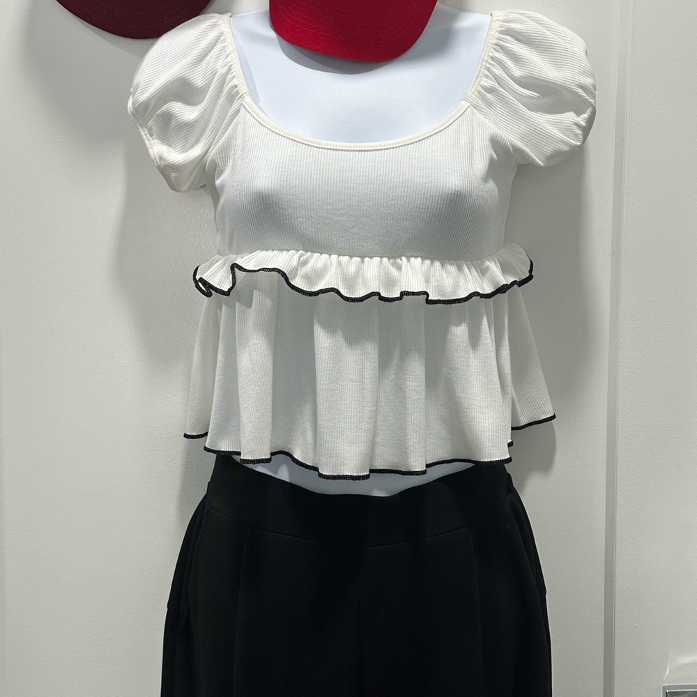La Hearts White Ruffle Puff Sleeve Blouse